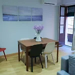 Pretty Town Hall Apartment