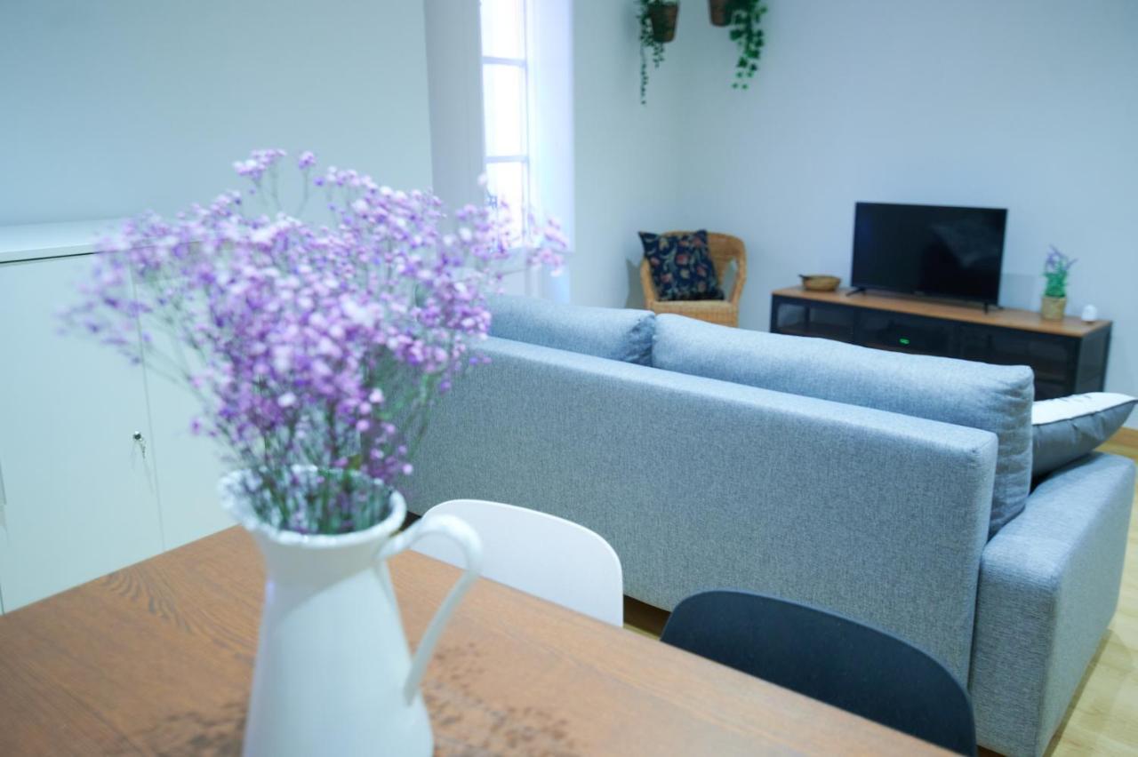 Pretty Town Hall Apartment